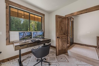 Nestled within The Idaho Club, The Oxbow offers an exclusive - photo 12