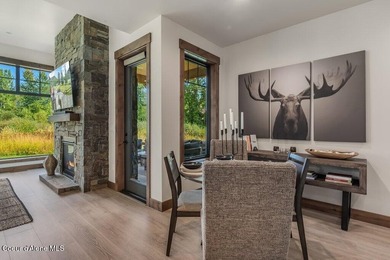 Nestled within The Idaho Club, The Oxbow offers an exclusive - photo 17