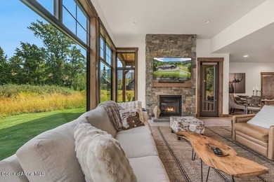 Nestled within The Idaho Club, The Oxbow offers an exclusive - photo 21