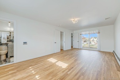 Welcome Home To This Incredible & Fully Renovated Waterfront - photo 22