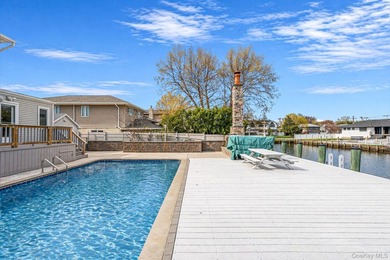 Welcome Home To This Incredible & Fully Renovated Waterfront - photo 41