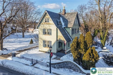 (private lake, pond, coastal) Home For Sale in Coopersburg Boro Pennsylvania