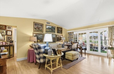 Experience the pinnacle of Wellington living in this Vista Del - photo 12