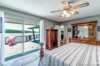 Nice, well maintained lake front home with fantastic main - photo 13