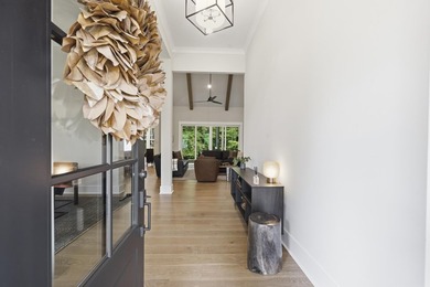 Immaculately maintained and beautifully appointed, 1251 - photo 4
