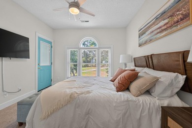 Move-in ready, two-bedroom, two-bathroom end-unit condo with - photo 20