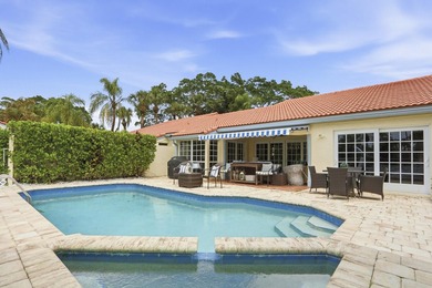 Experience the pinnacle of Wellington living in this Vista Del - photo 21