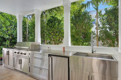 Discover unparalleled luxury in the heart of Old Town, Key - photo 31