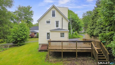 Welcome to 23 James Ave, a remodeled Colonial home exuding charm - photo 32