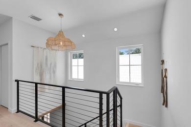 Discover unparalleled luxury in the heart of Old Town, Key - photo 42