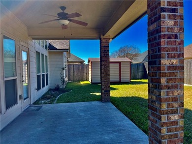 A rare opportunity to own this beautifully maintained 4 bedroom - photo 3