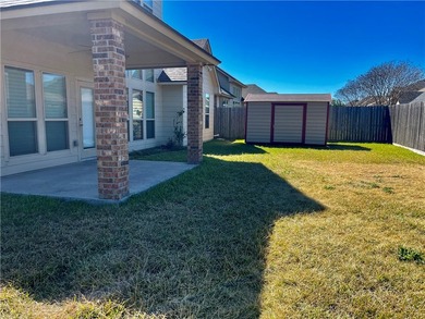 A rare opportunity to own this beautifully maintained 4 bedroom - photo 4