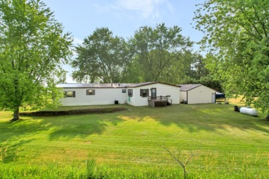 Puckaway Lake Home For Sale in Montello Wisconsin