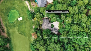 Located at the green of the 14th hole of the prestigious - photo 2