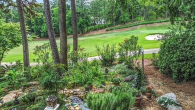 Located at the green of the 14th hole of the prestigious - photo 9