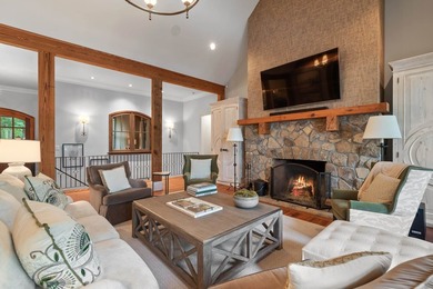 FULLY FURNISHED LAKE FRONT ESTATE LOCATED ON A COVE IN THE - photo 9