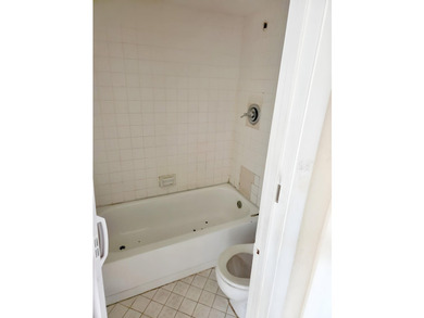 2BD/2BA, Open layout, central A/C, and in-unit laundry hookups - photo 19