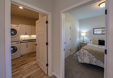Beautifully maintained modern home with one level living space - photo 19