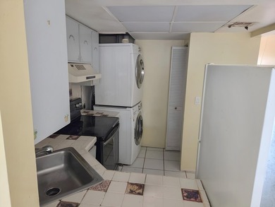 2BD/2BA, Open layout, central A/C, and in-unit laundry hookups - photo 21