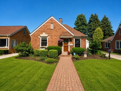 Lake Michigan - Racine County Home For Sale in Racine Wisconsin