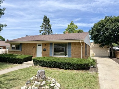 Lake Michigan - Racine County Home For Sale in Racine Wisconsin