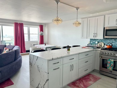 Beautifully renovated 2BR/2BA condo in Landmark Towers offering - photo 15