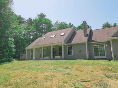 Welcome to your dream home in the heart of Newfield! This - photo 5