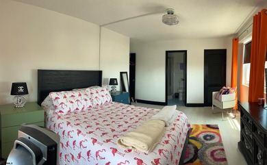 Beautifully renovated 2BR/2BA condo in Landmark Towers offering - photo 35