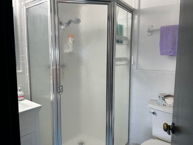 Beautifully renovated 2BR/2BA condo in Landmark Towers offering - photo 39