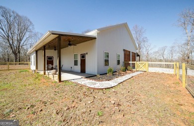 Lake Home For Sale in Danielsville, Georgia