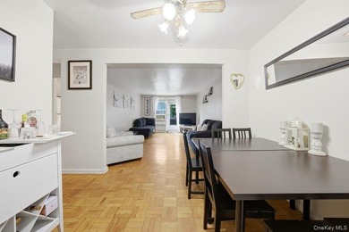 Nestled in the heart of Woodlawn, this immaculate and charming - photo 15