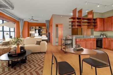 Rare opportunity to own a premium top-floor corner unit in Eat - photo 4