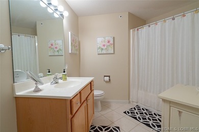 Welcome to Regatta Bay-one of the most sought-after condo - photo 30
