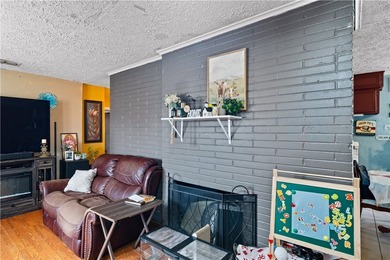 Welcome to 1506 Devon Dr - a well-kept Corpus Christi home - photo 6