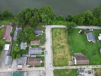 Disregard listing price. Property will be sold at auction - photo 2