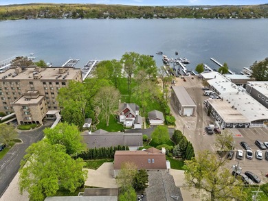 Turnkey Lake Geneva Retreat with Lake Views & Private Lake - photo 3