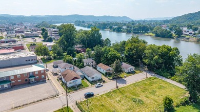 Disregard listing price. Property will be sold at auction - photo 3