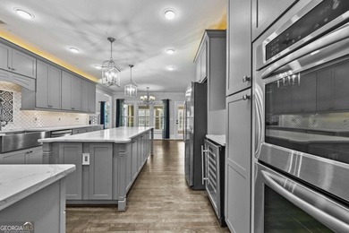 The seller has poured over $100,000 into transforming this - photo 19