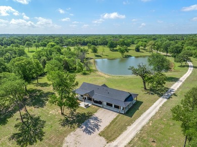 Within 1 hour of Dallas- World-class 408+/- acre hunting resort - photo 19
