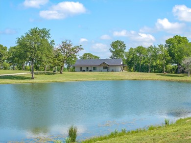 Within 1 hour of Dallas- World-class 408+/- acre hunting resort - photo 20