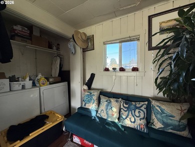 Great opportunity to purchase a duplex on a large lot with - photo 23