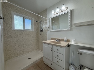 Great opportunity to purchase a duplex on a large lot with - photo 24