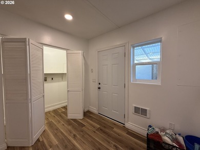Great opportunity to purchase a duplex on a large lot with - photo 37
