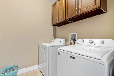 SAIL HARBOUR HIDEAWAY BY HEALTH PARK HOSPITAL & SUMMERLIN AREA