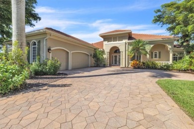 Lake Home For Sale in Fort Myers, Florida
