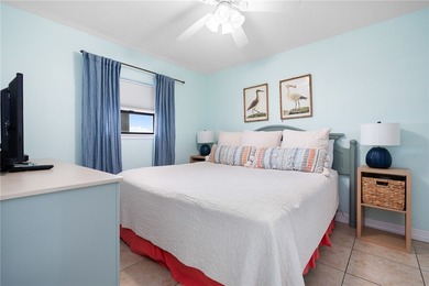 Welcome to your light, bright coastal escape on the shores of - photo 7