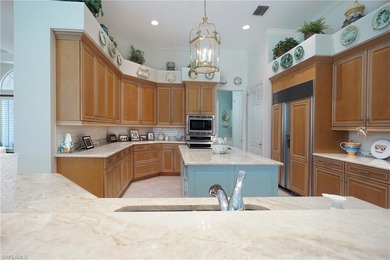 Lovely home with a bright southern exposure. Situated on the 700 - photo 11