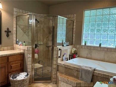 Discover the perfect blend of space, comfort, and resort-style - photo 18