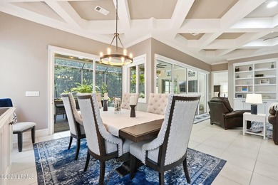 Beautifully maintained Berkeley Hall townhome offering elegant - photo 21