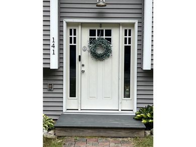 Welcome to this beautifully remodeled 3-bedroom, 2-bath - photo 2